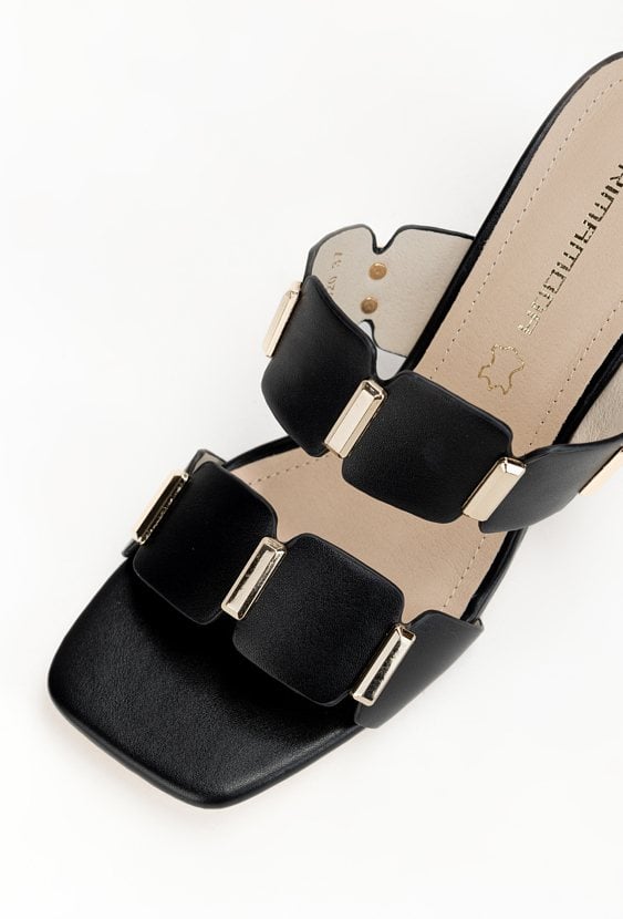 Czarne klapki Vitana