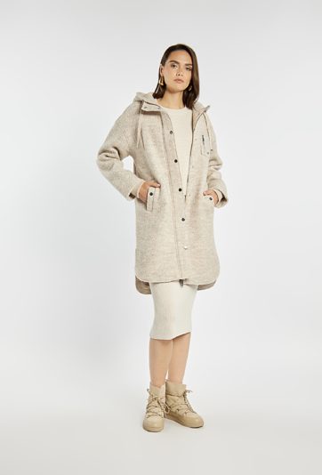 Płaszcz damski z dodatkiem wełny