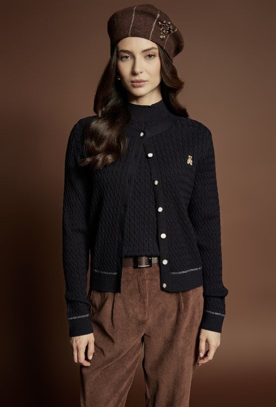 Dopasowany sweter damski