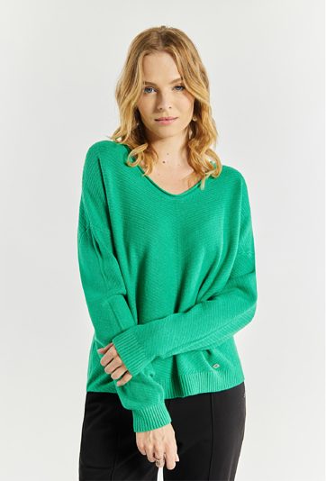 Sweter damski o luźnym fasonie