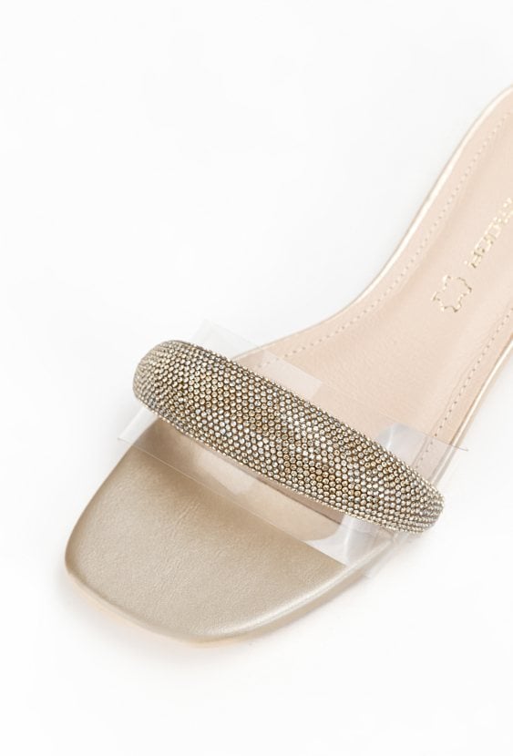 Złote klapki SICIAN