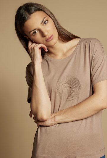 T-shirt damski z bawełny