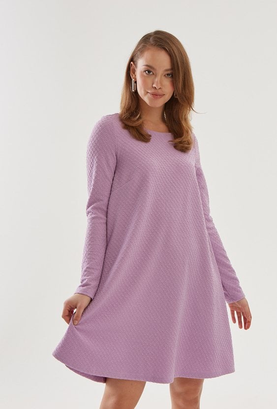 Klasyczna liliowa sukienka