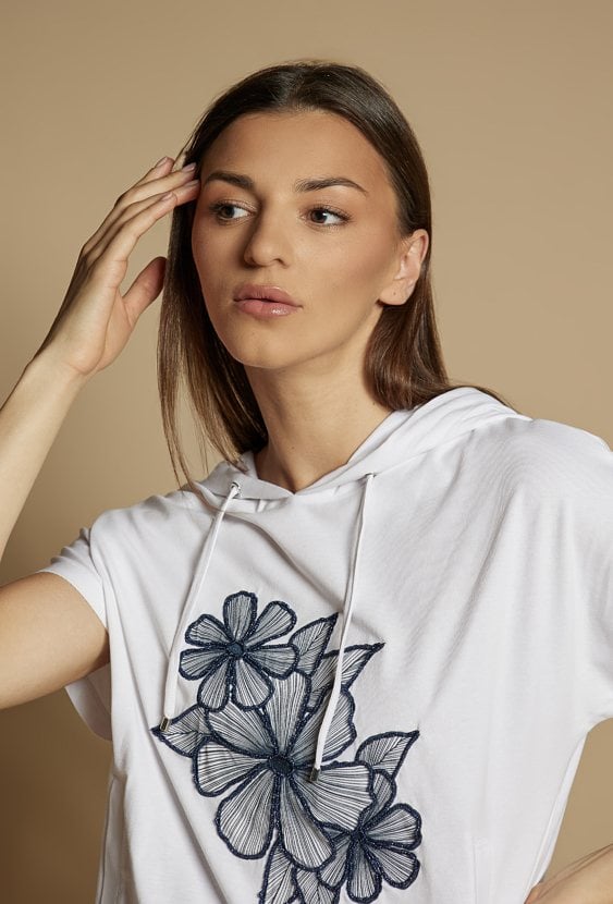 T-shirt damski z kapturem