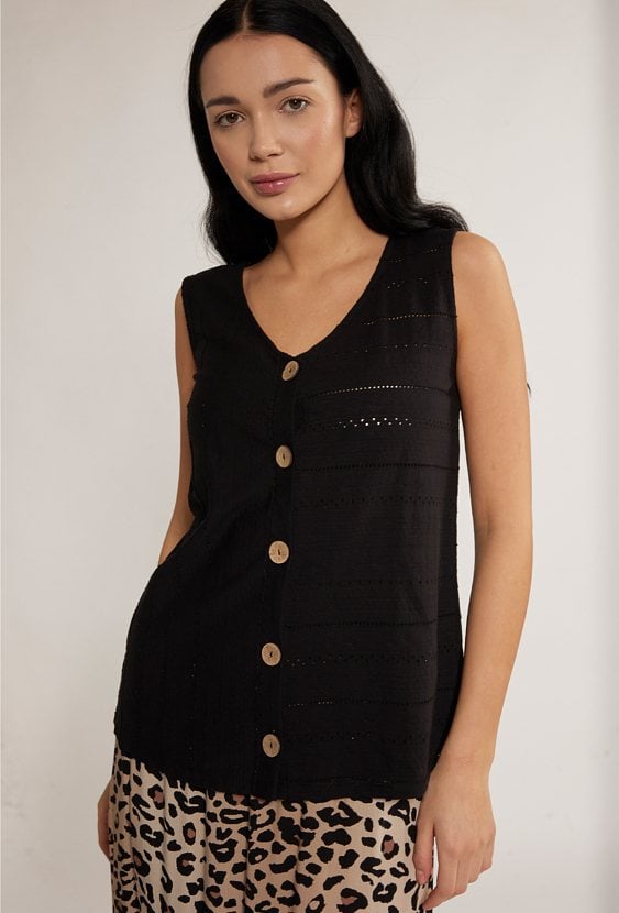 Ażurowa bluzka zapinana na guziki