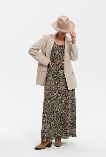 Długa sukienka damska z paskiem