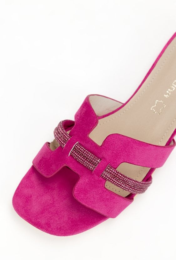 Różowe klapki PINIADA