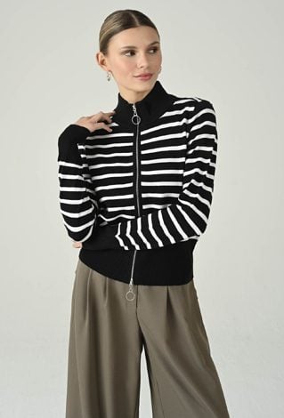 Sweter w paski z dodatkiem wiskozy