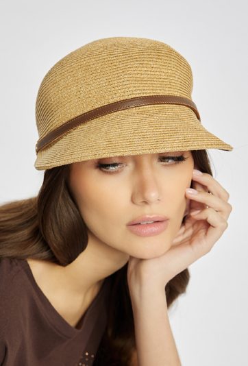 Czapka damska typu kaszkiet