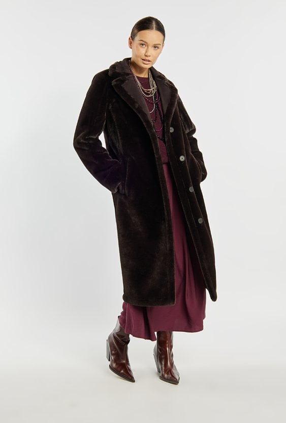 Klasyczny płaszcz damski