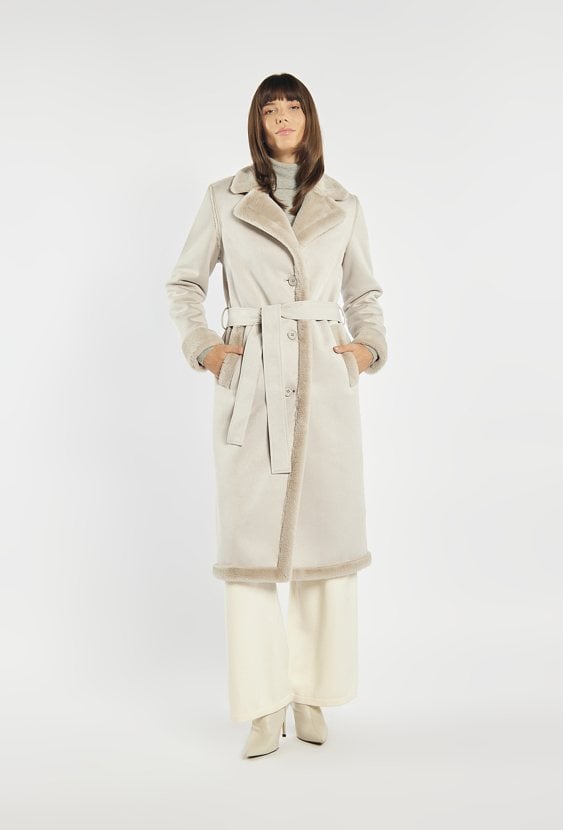 Elegancki płaszcz z wiązaniem