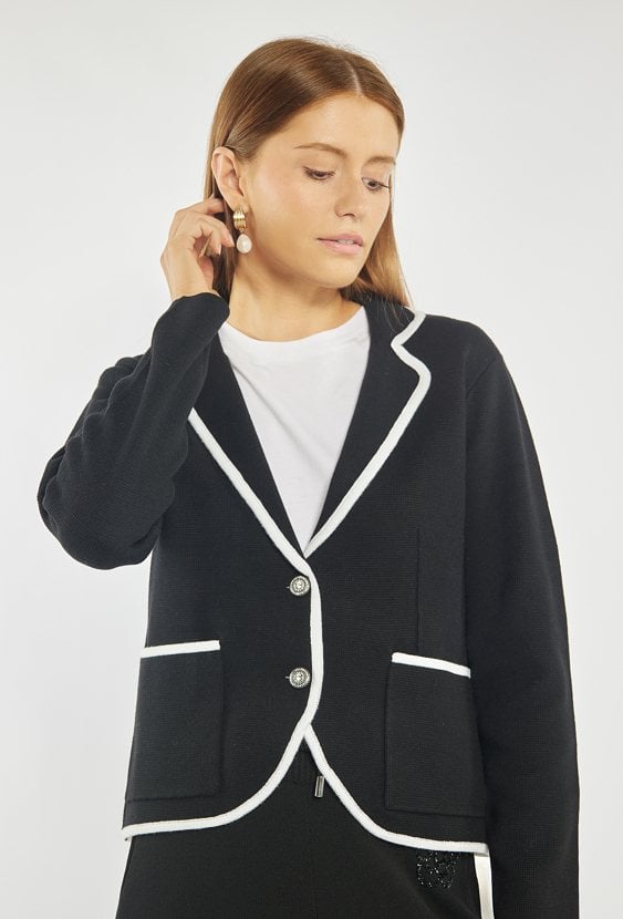 Sweter zapinany na guziki