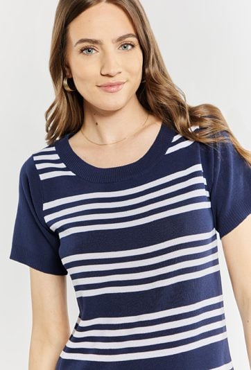 Luźna sukienka w paski