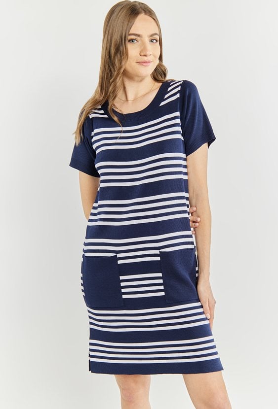 Luźna sukienka w paski