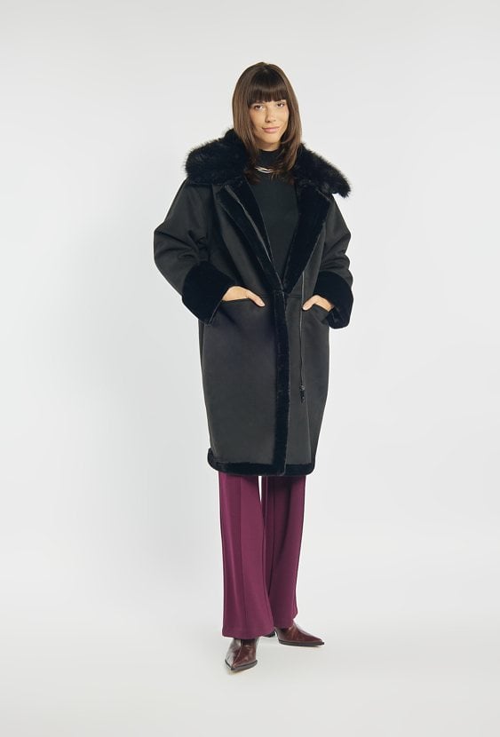 Stylowy płaszcz damski