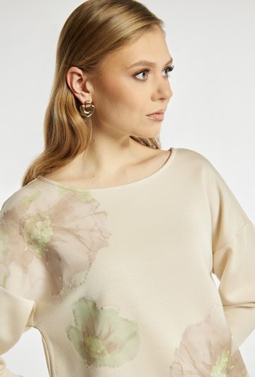 Bluza damska z kwiatowym motywem