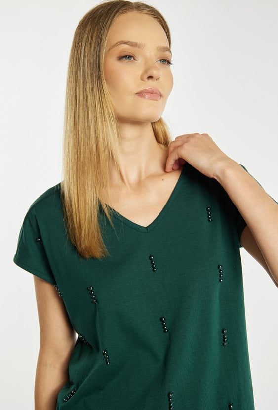 T-shirt z aplikacjami