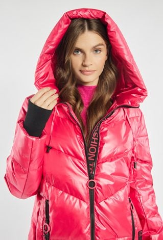 Pikowany płaszcz damski