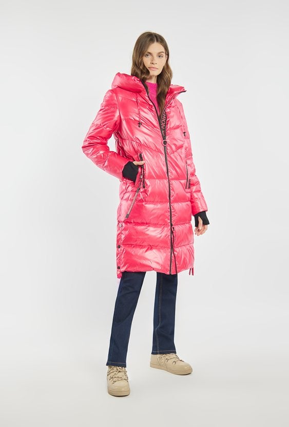 Pikowany płaszcz damski