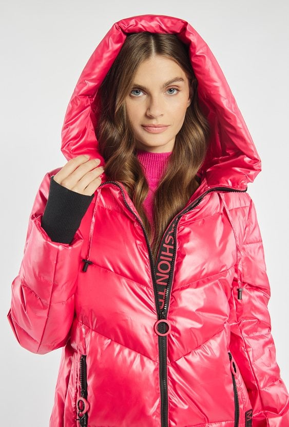 Pikowany płaszcz damski