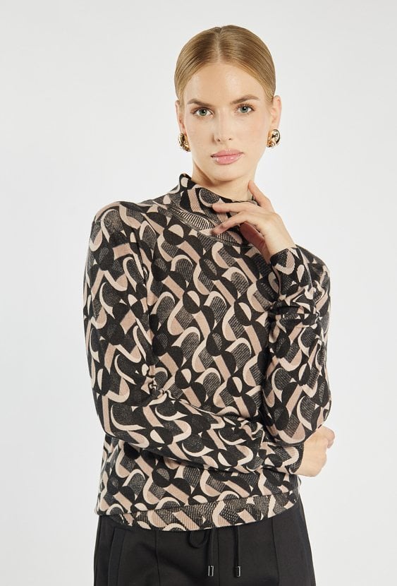 Sweter z geometrycznym wzorem