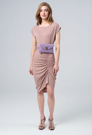 Wiskozowa sukienka z ozdobnym drapowaniem